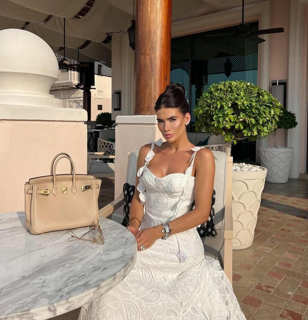 Vestido de Laise Sem Alça