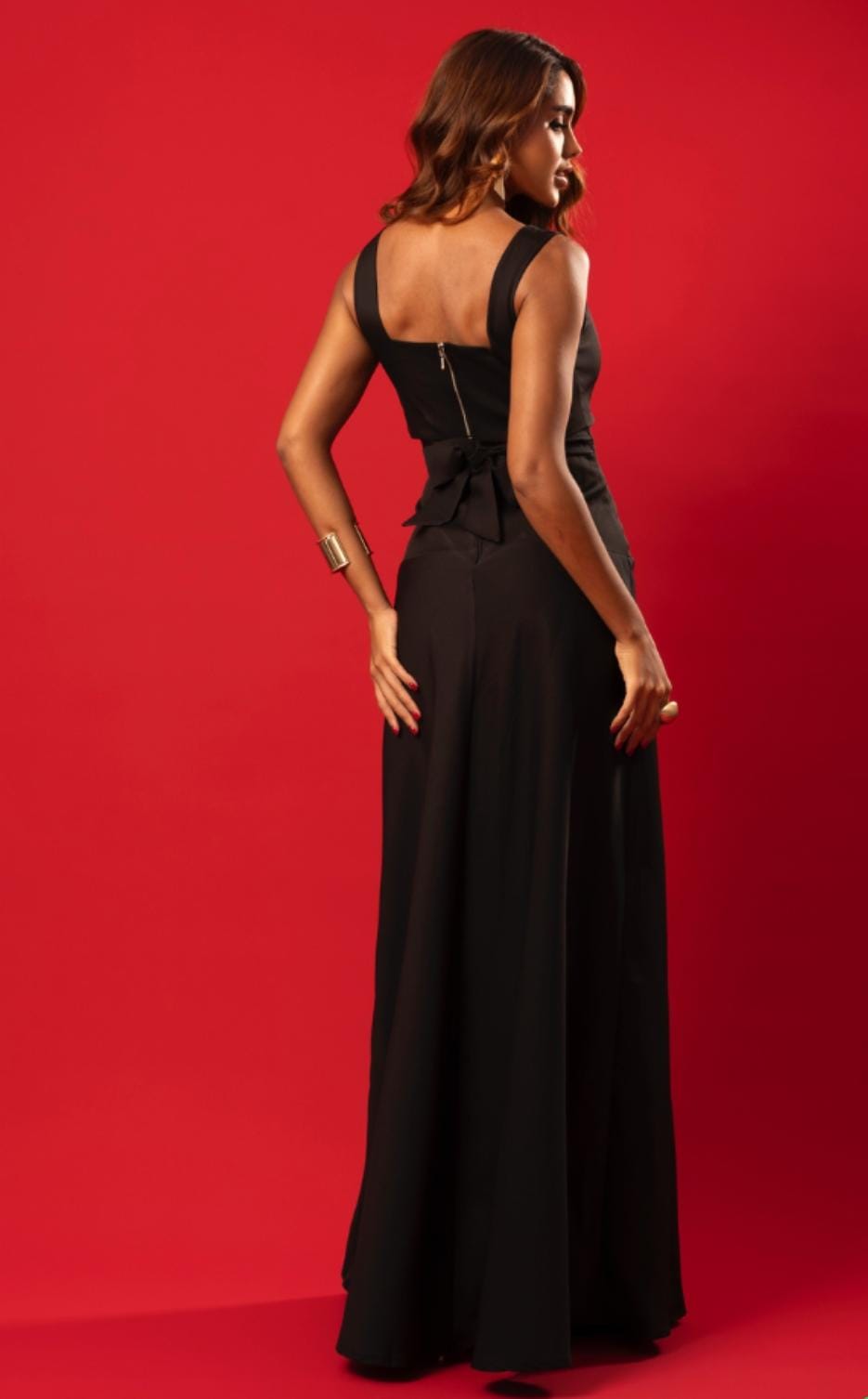 Vestido Longo Saia Evasê Recorte Cintura Ariel