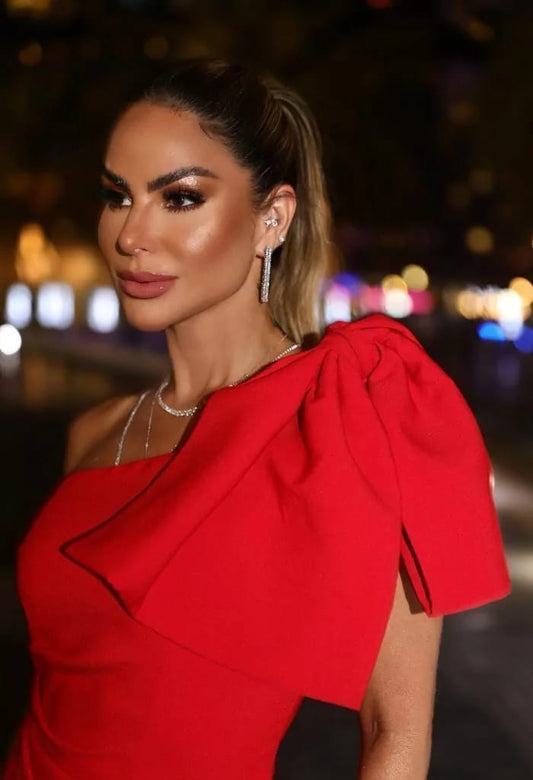 Vestido Curto com Laço